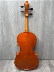 Yamaha VA5 15” Viola with Case, Bows and Shoulder Rest